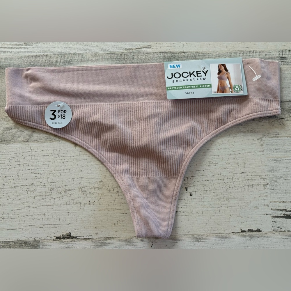 NWT Jockey Seamfree Thong Size S